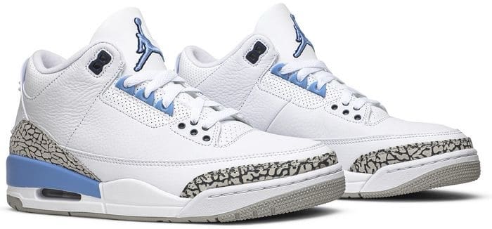 Air Jordan 3 Retro 'UNC image 2